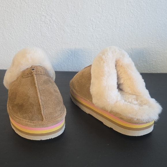 BearPaw Tan and Cream Women's Slippers - Picture 1 of 9